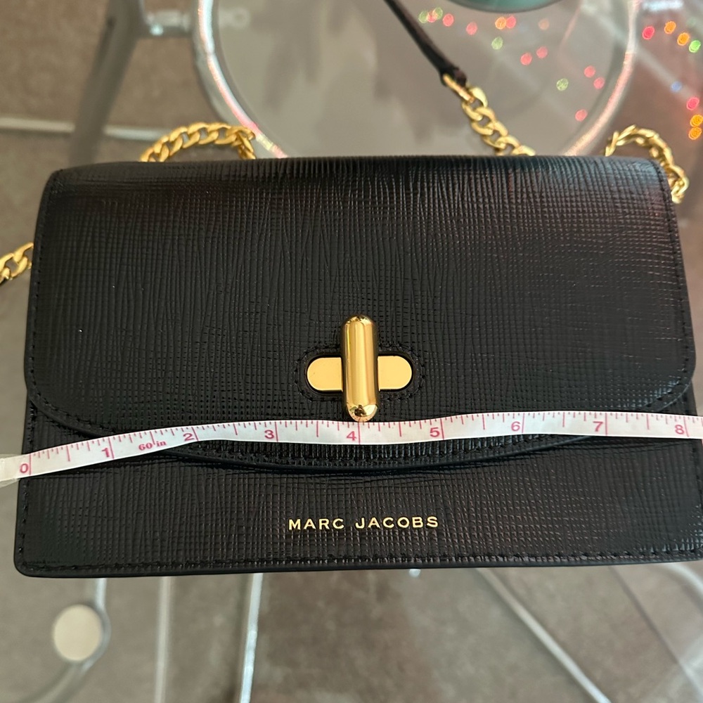 Marc Jacobs Turnlock crossbody purse